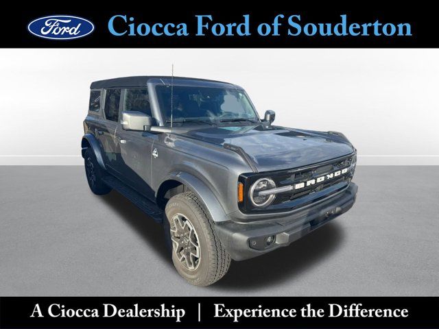 2024 Ford Bronco Outer Banks