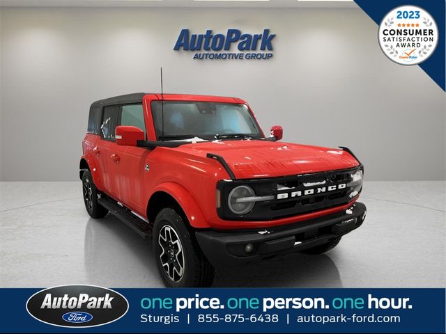 2024 Ford Bronco Outer Banks