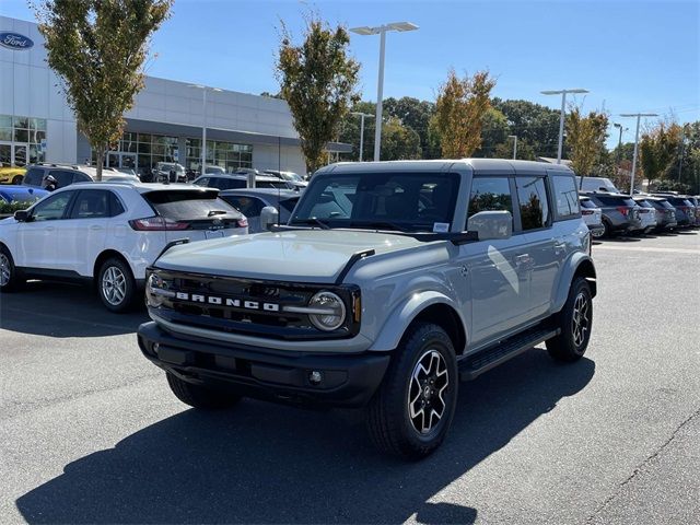 2024 Ford Bronco Outer Banks