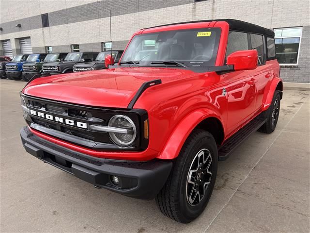 2024 Ford Bronco Outer Banks