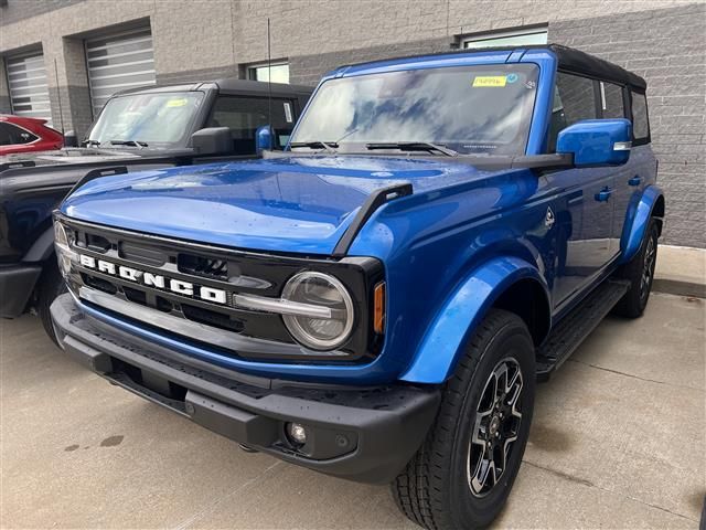 2024 Ford Bronco Outer Banks