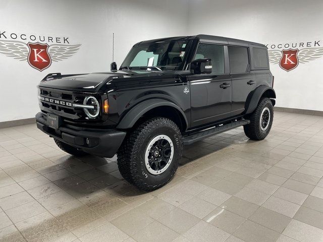 2024 Ford Bronco Outer Banks