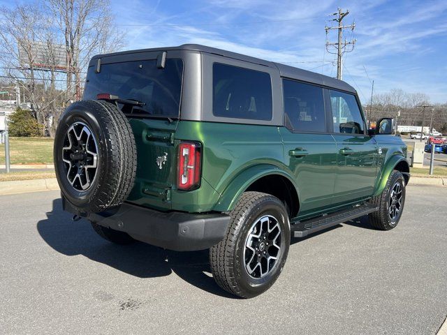 2024 Ford Bronco Outer Banks