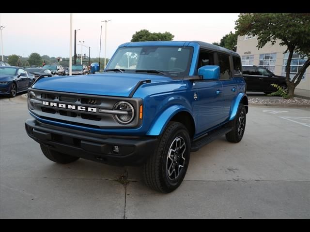 2024 Ford Bronco Outer Banks