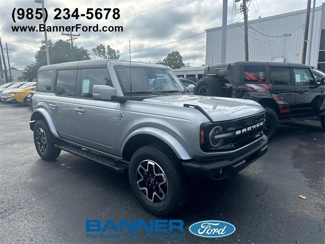 2024 Ford Bronco Outer Banks