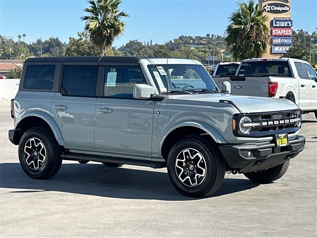 2024 Ford Bronco Outer Banks