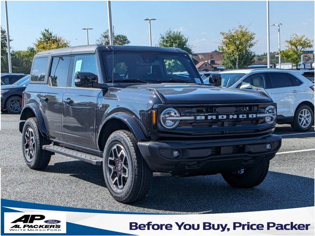 2024 Ford Bronco Outer Banks