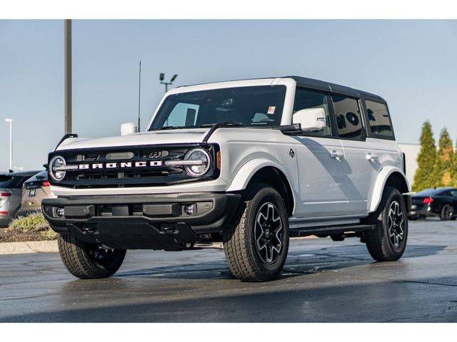 2024 Ford Bronco Outer Banks