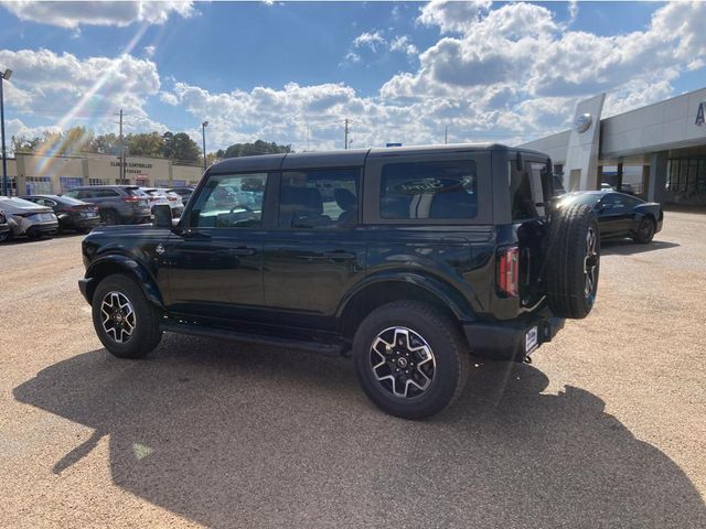 2024 Ford Bronco Outer Banks