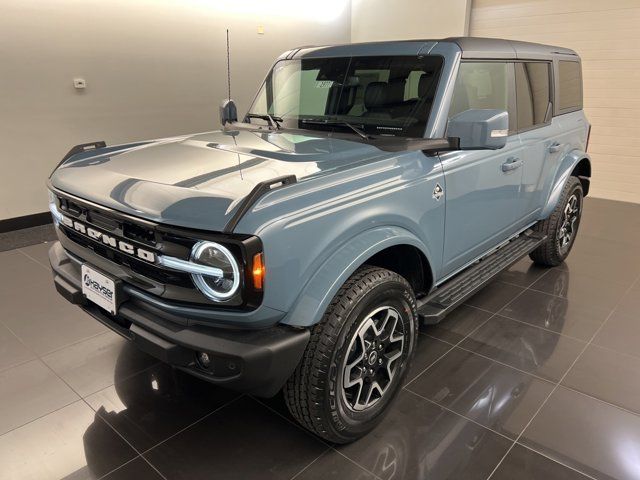 2024 Ford Bronco Outer Banks