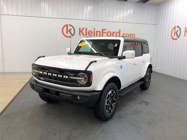 2024 Ford Bronco Outer Banks