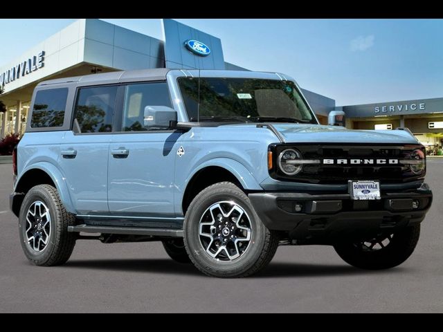 2024 Ford Bronco Outer Banks