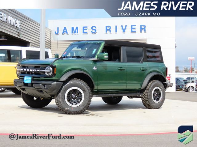 2024 Ford Bronco Outer Banks