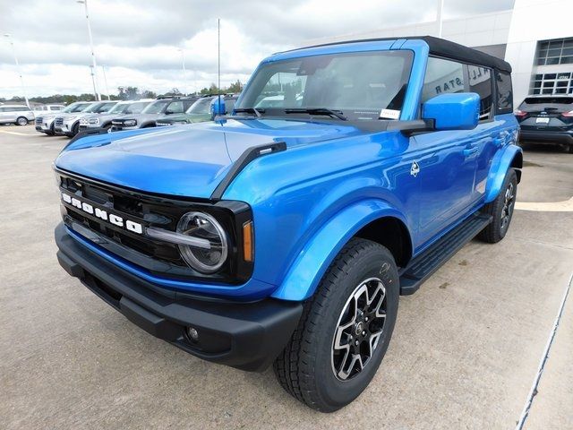 2024 Ford Bronco Outer Banks