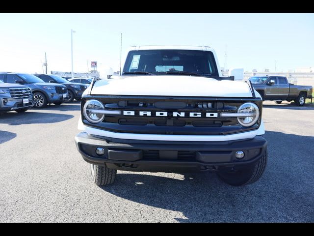 2024 Ford Bronco Outer Banks