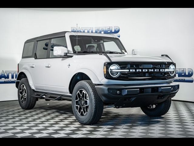 2024 Ford Bronco Outer Banks