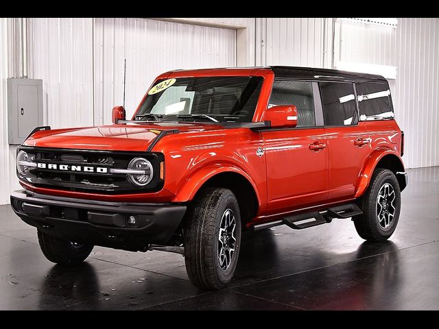 2024 Ford Bronco Outer Banks