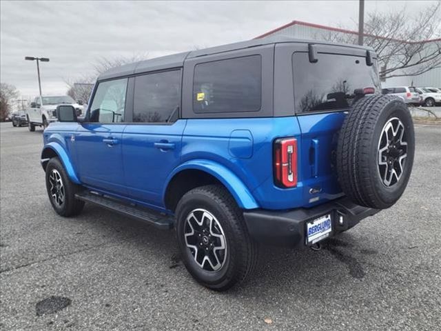 2024 Ford Bronco Outer Banks