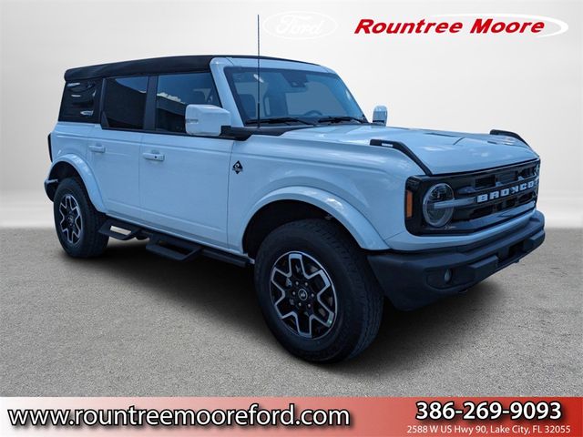 2024 Ford Bronco Outer Banks