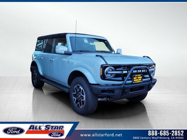 2024 Ford Bronco Outer Banks