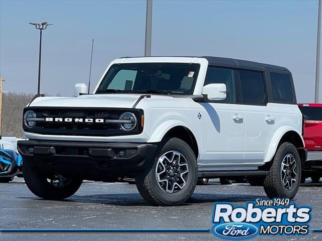 2024 Ford Bronco Outer Banks