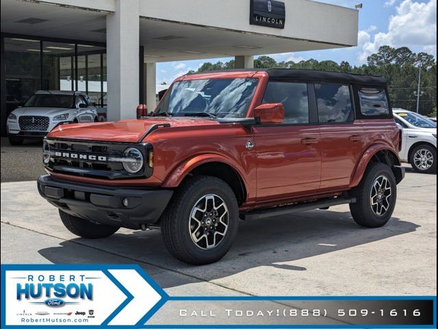 2024 Ford Bronco Outer Banks