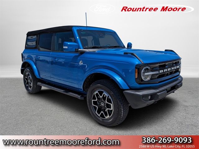 2024 Ford Bronco Outer Banks