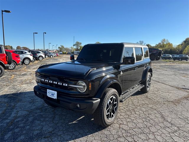 2024 Ford Bronco Outer Banks