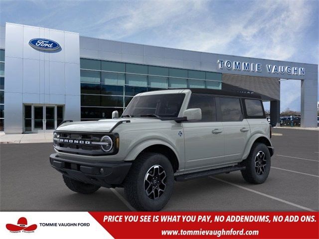 2024 Ford Bronco Outer Banks