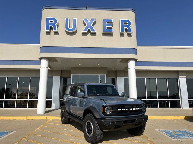 2024 Ford Bronco Outer Banks