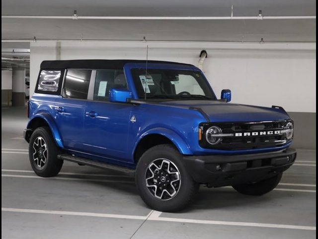 2024 Ford Bronco Outer Banks