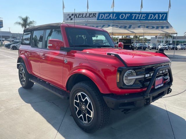 2024 Ford Bronco Outer Banks