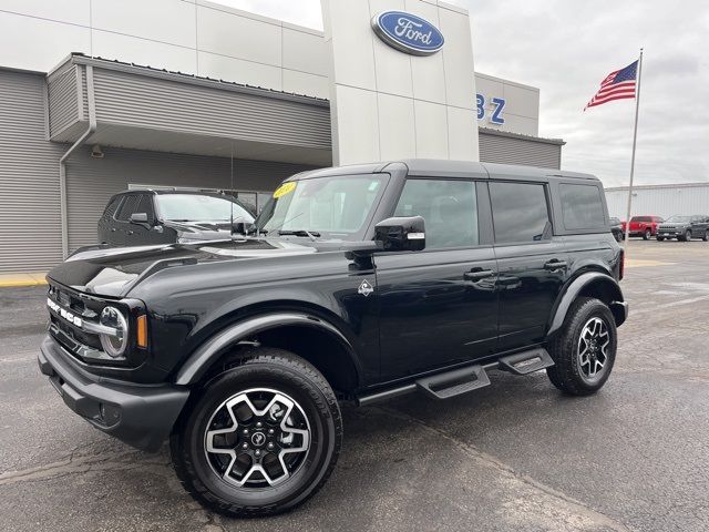 2024 Ford Bronco Outer Banks