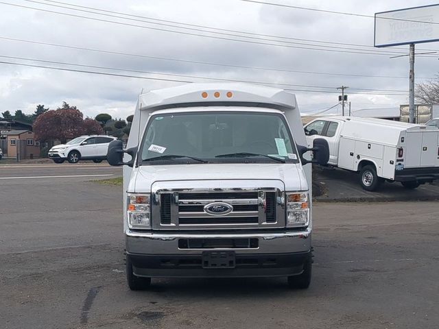 2024 Ford E-Series Base