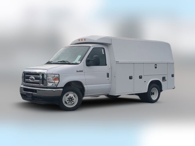 2024 Ford E-Series Base