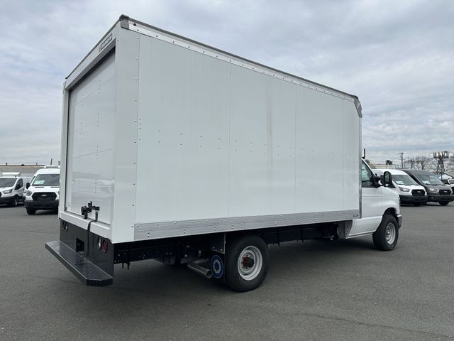 2024 Ford E-Series Base