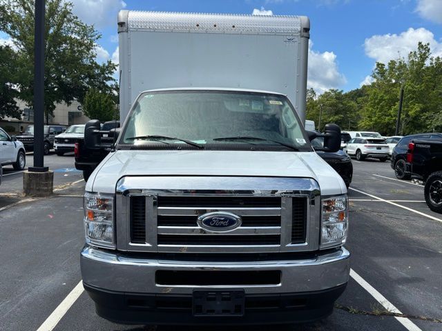 2024 Ford E-Series Base