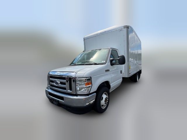 2024 Ford E-Series Base