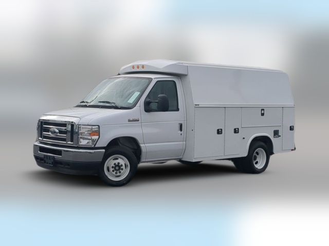 2024 Ford E-Series Base