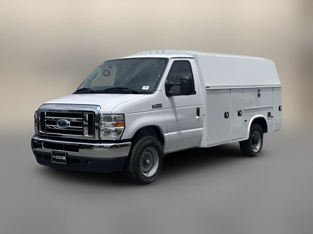 2024 Ford E-Series Base