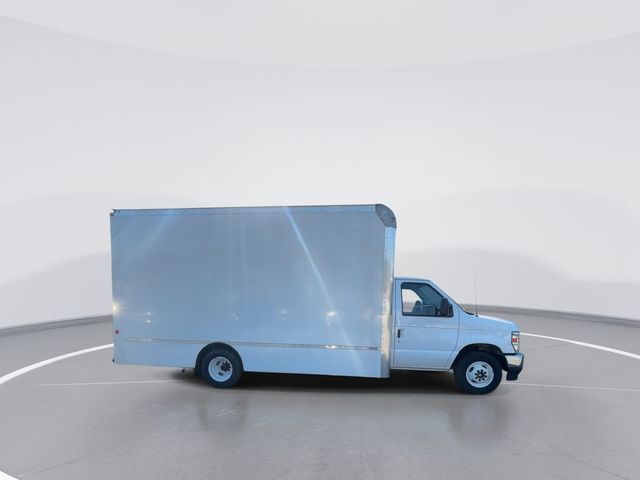 2024 Ford E-Series Base