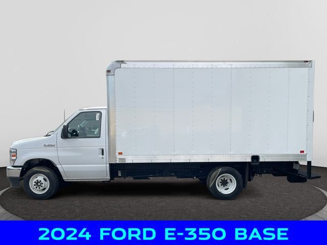 2024 Ford E-Series Base