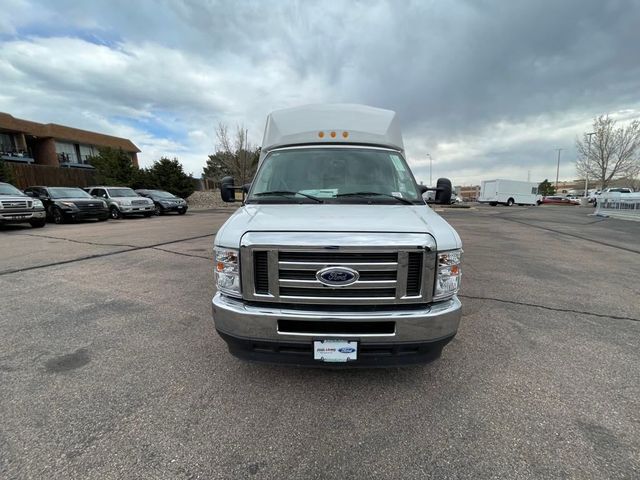 2024 Ford E-Series Base