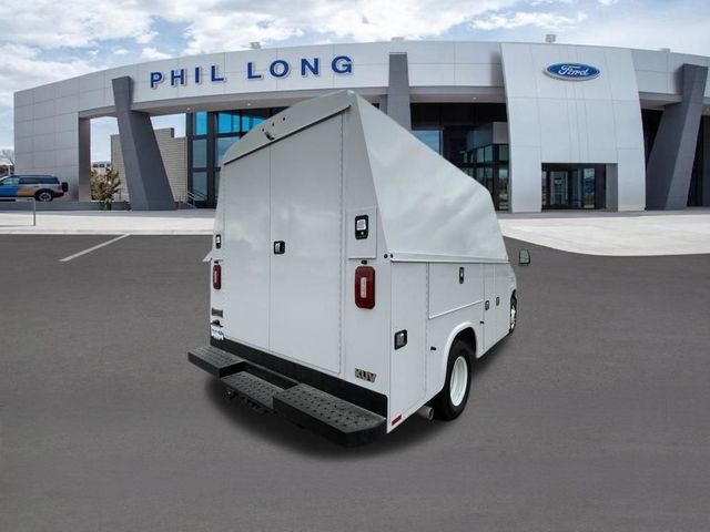 2024 Ford E-Series Base