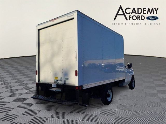 2024 Ford E-Series Base
