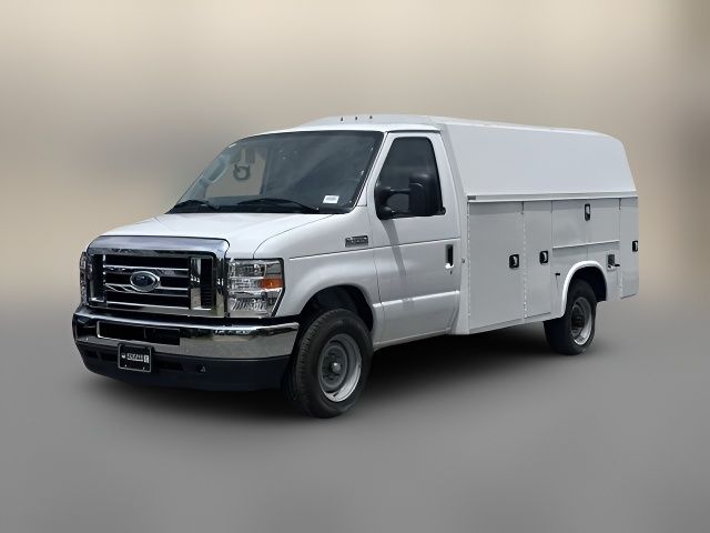 2024 Ford E-Series Base