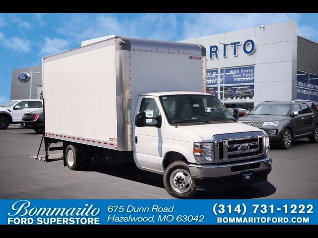 2024 Ford E-Series Base