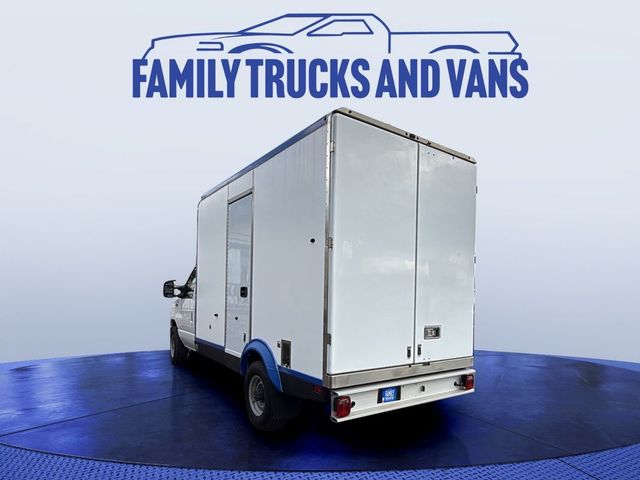 2024 Ford E-Series Base