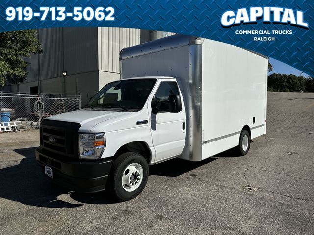 2024 Ford E-Series Base