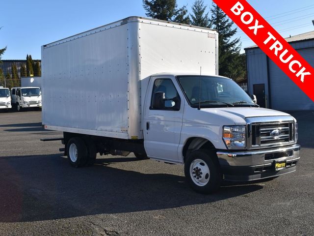 2024 Ford E-Series Base
